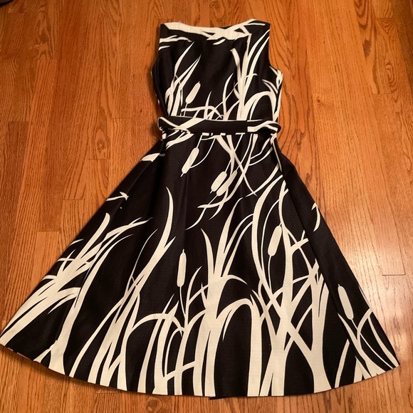 Vintage Dress by Mila Honolulu Black & White Sleeveless Full Skirt Tie Belt Sz S - Picture 10 of 16